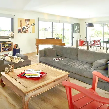 Fabulous House *